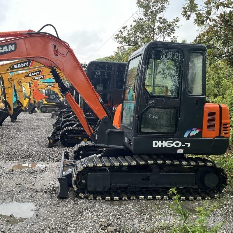 Doosan DH 60 小型挖掘机