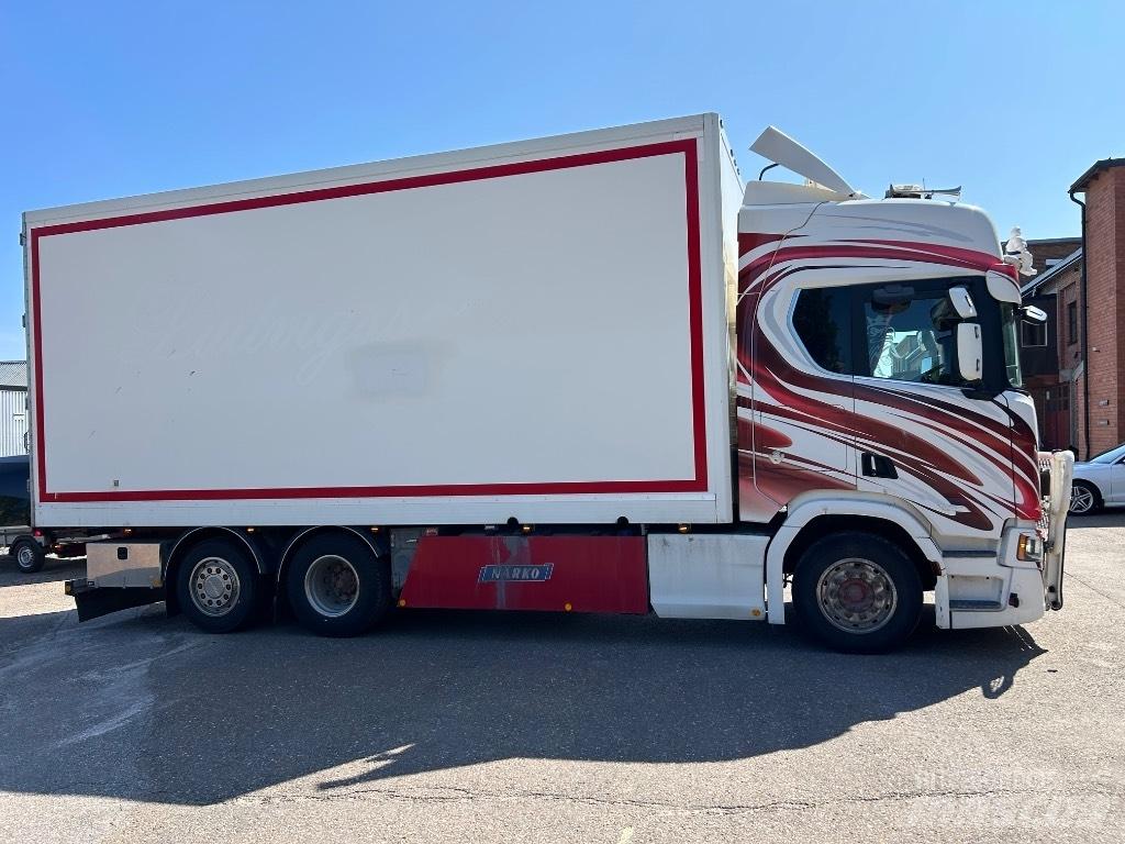 Scania R 650 6x2 厢式货车