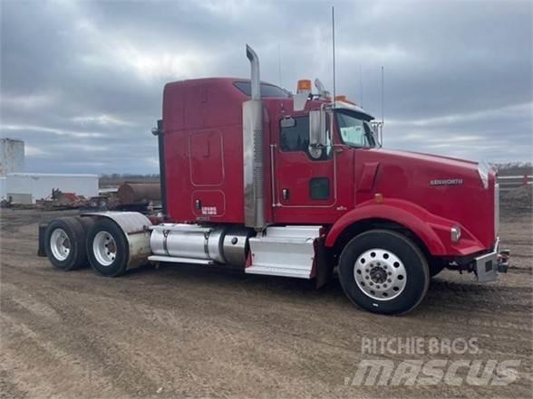 Kenworth T800 牵引车