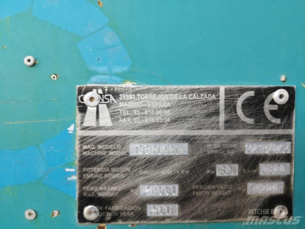 Corinsa CCR 1421 胶轮压路机