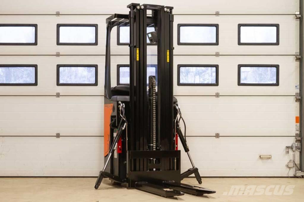 Rocla SST 12 AC 行走式堆垛机