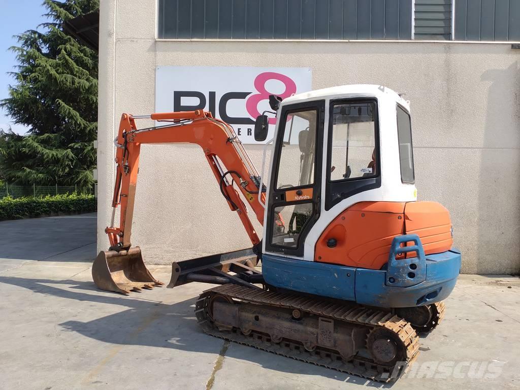 Kubota KX 121-3 小型挖掘机