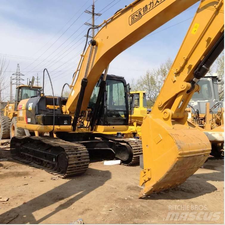 CAT 320D 履带挖掘机