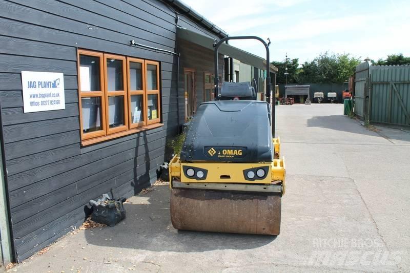 Bomag BW 120 AD-5 双轮压路机