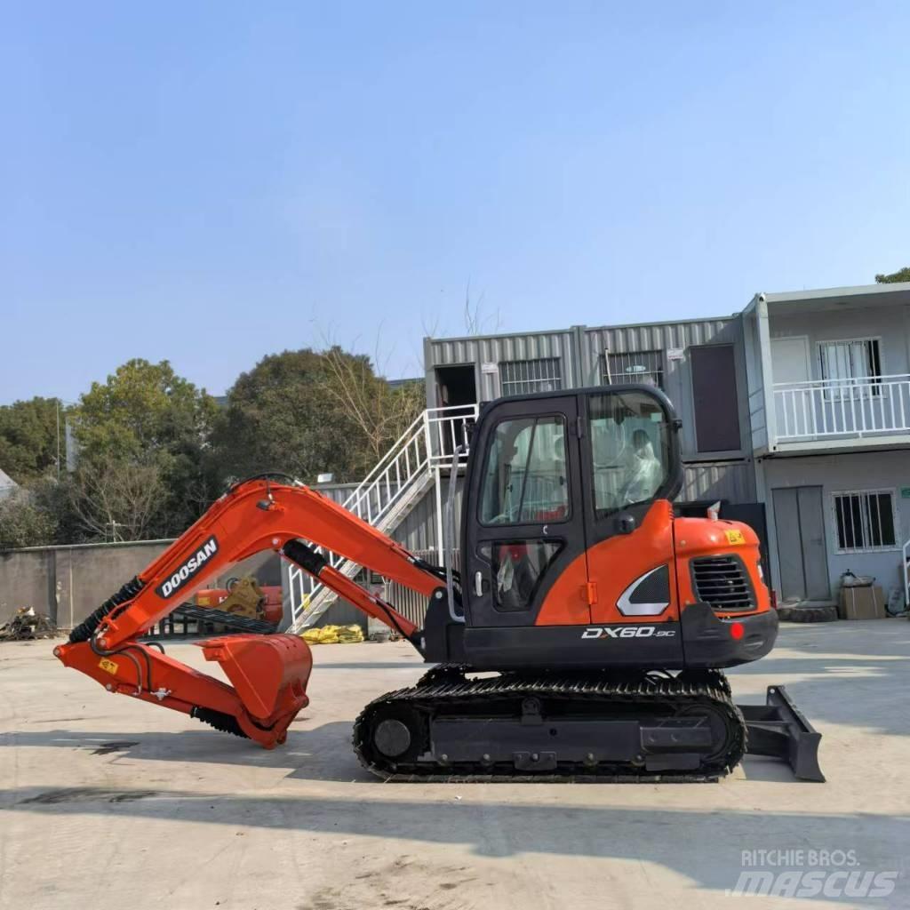 Doosan DX60-9C 小型挖掘机