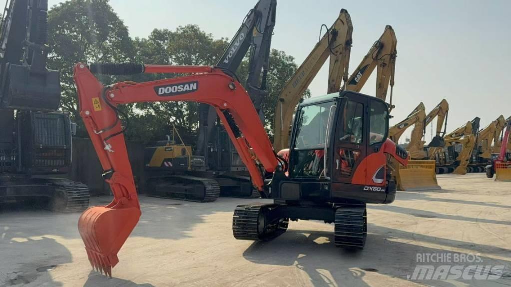 Doosan DX60-9C 小型挖掘机