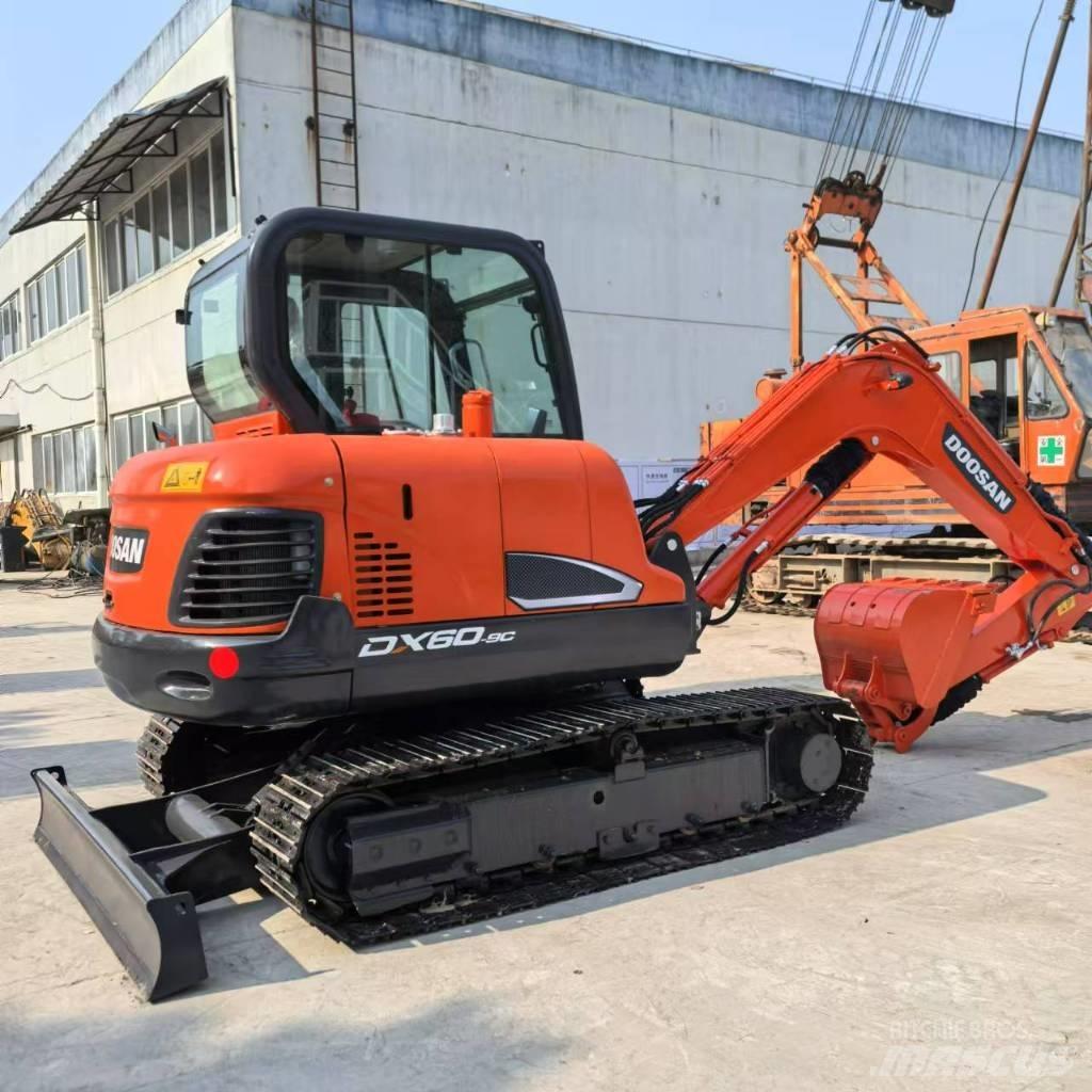 Doosan DX60-9C 小型挖掘机