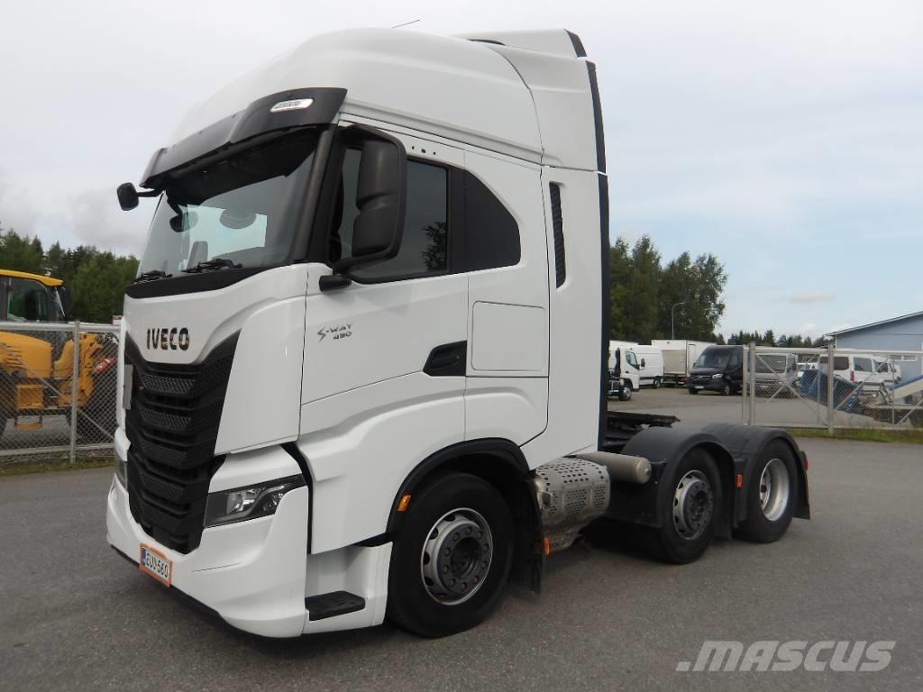 Iveco AS 440 STX 牵引车
