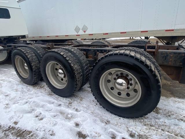 Western Star 4900SB 牵引车