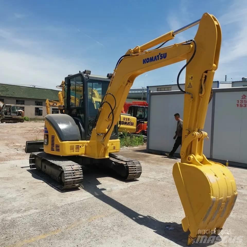 Komatsu PC 50 MR-2 小型挖掘机