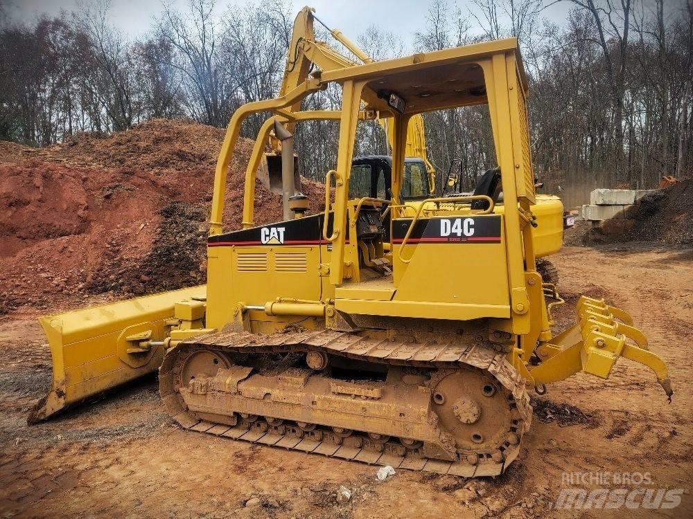 CAT D 4 C 履带式推土机