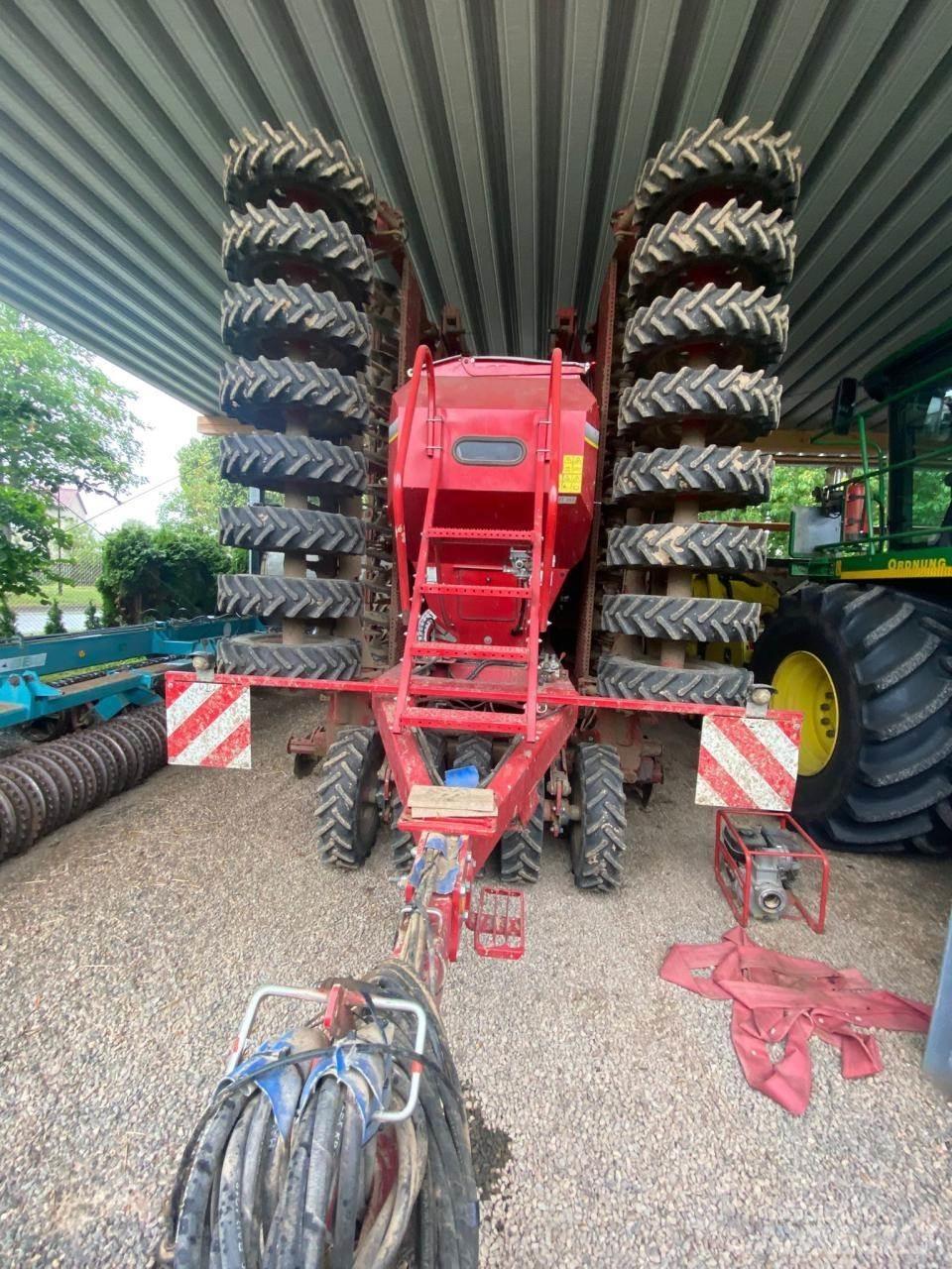 Horsch Pronto 9 DC 条播机