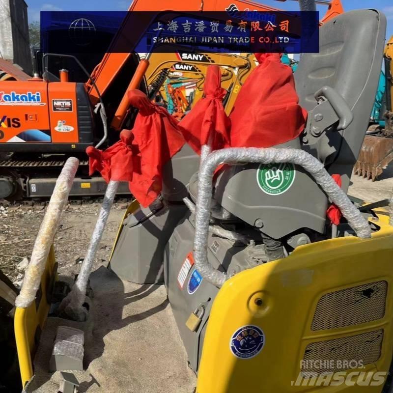 Yanmar Vio 17 小型挖掘机