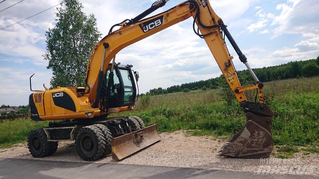 JCB JS 145 W 轮式挖掘机