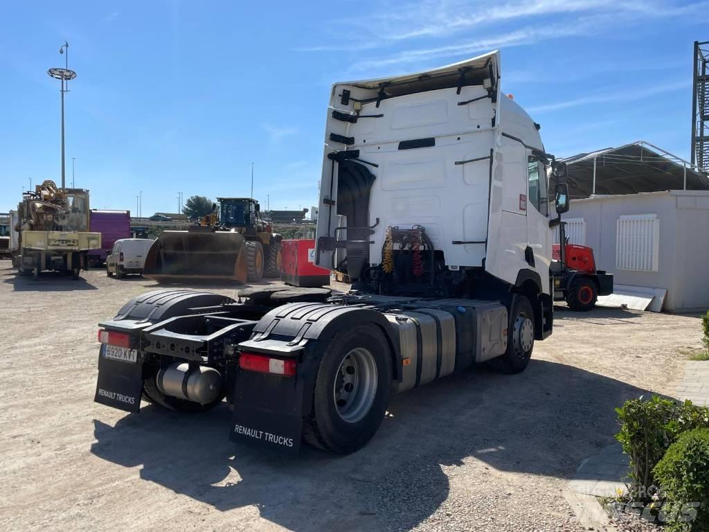 Renault T520 牵引车