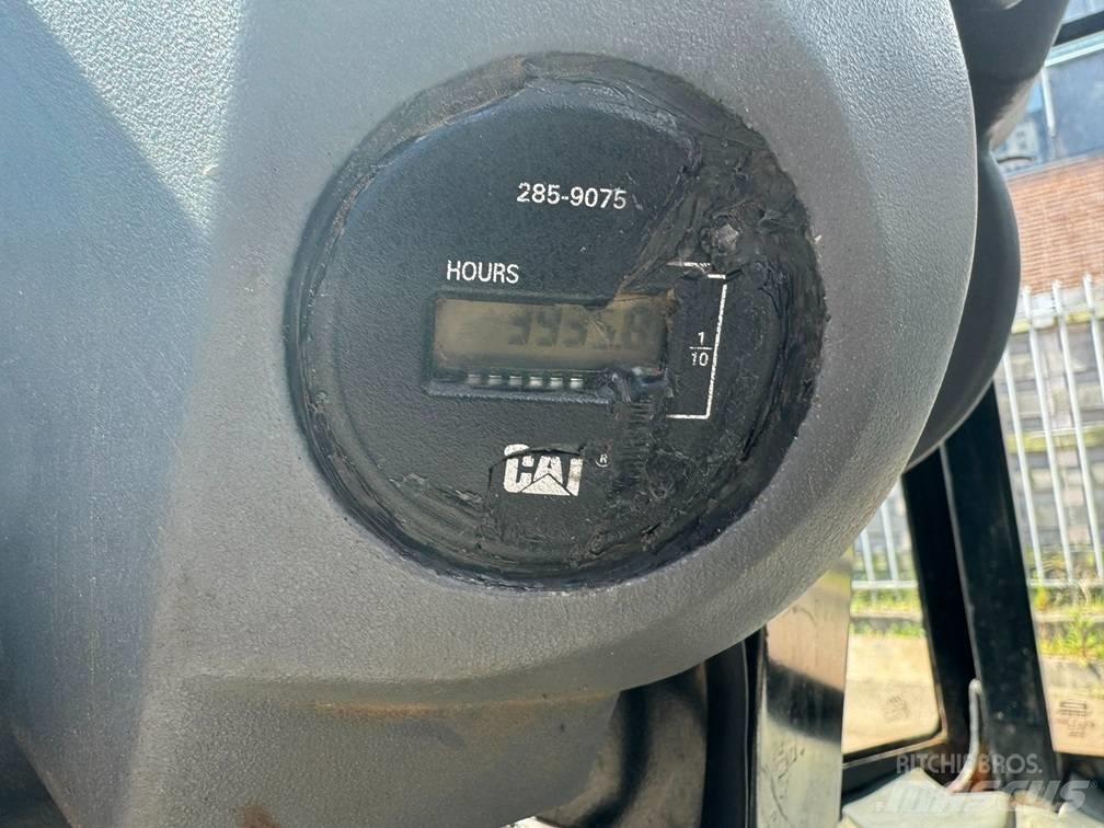 CAT CP 533 E 单轮压路机