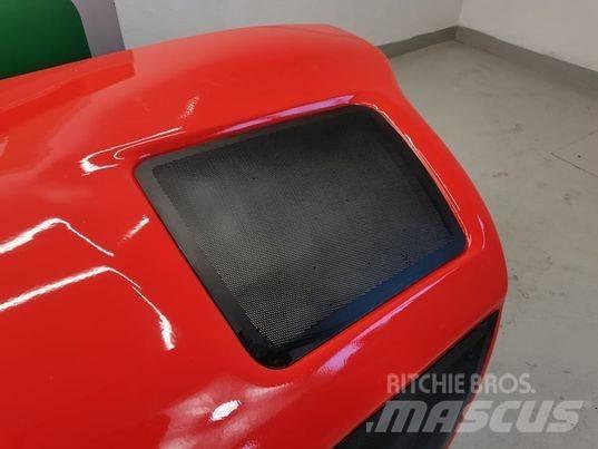Manitou MLT 840 hood 驾驶室与内部