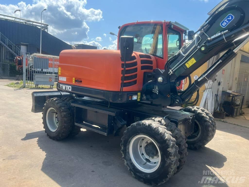 Schaeff TW 110 轮式挖掘机