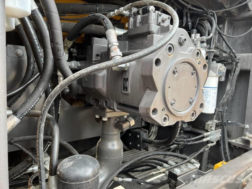 Volvo EC750E L 履带挖掘机