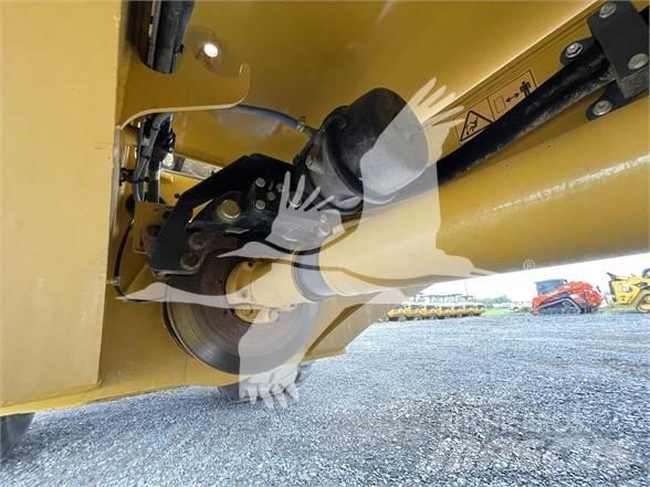 Bell B30E 铰接式自卸车