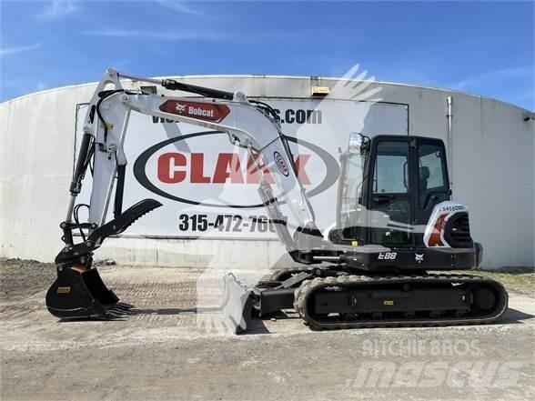 Bobcat E88R2 履带挖掘机