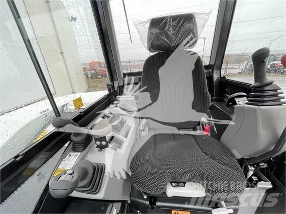 Bobcat E88R2 履带挖掘机