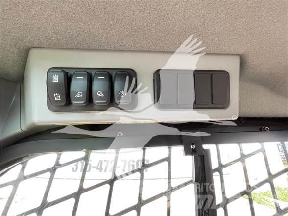 CAT 289D3 滑移装载机