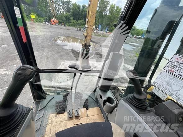 CAT 313FL 履带挖掘机