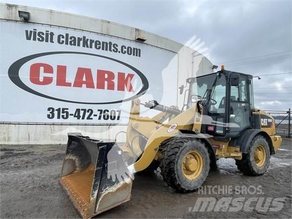 CAT 906M 轮式装载机