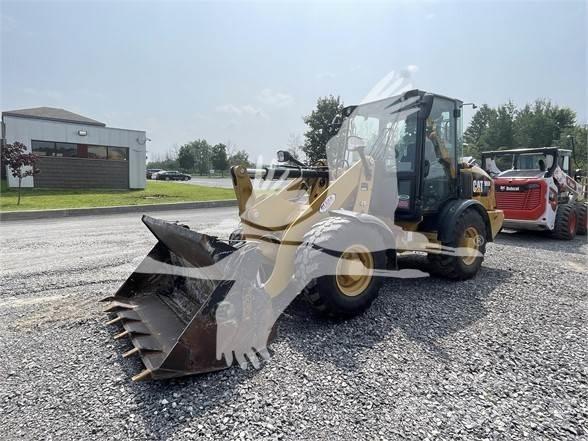 CAT 906M 轮式装载机