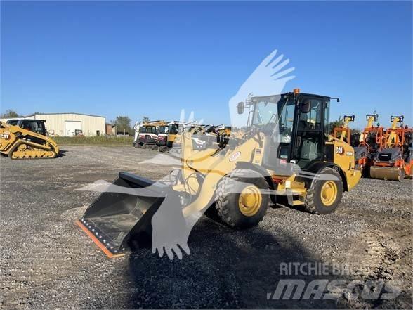 CAT 906M 轮式装载机