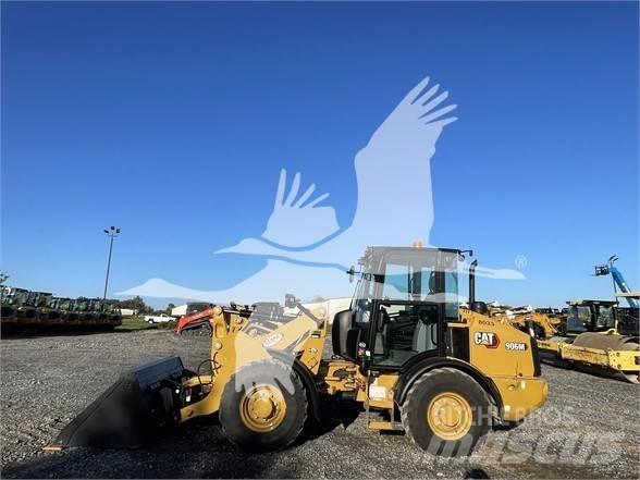CAT 906M 轮式装载机