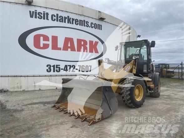 CAT 908M 轮式装载机
