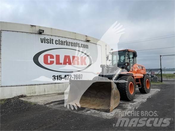 Doosan DL250-5 轮式装载机