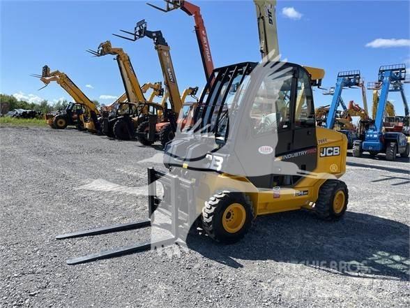 JCB 35 伸缩臂叉装车|叉装车