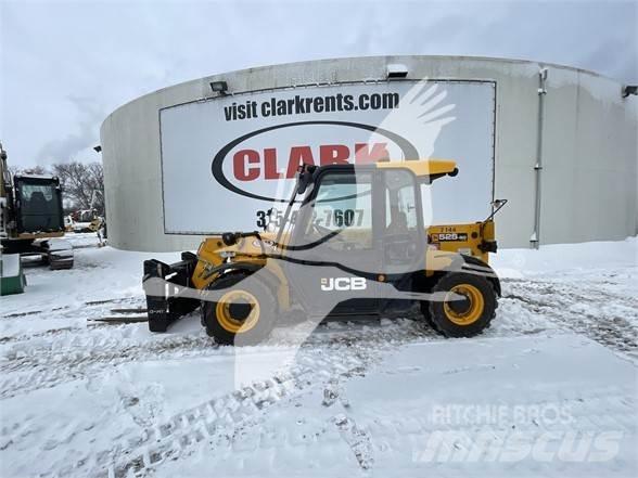 JCB 525-60 伸缩臂叉装车|叉装车
