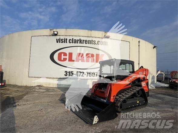 Kubota SVL75 滑移装载机