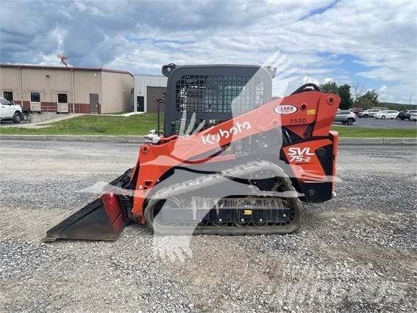 Kubota SVL75 滑移装载机