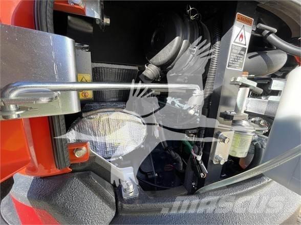 Kubota U27-4 小型挖掘机