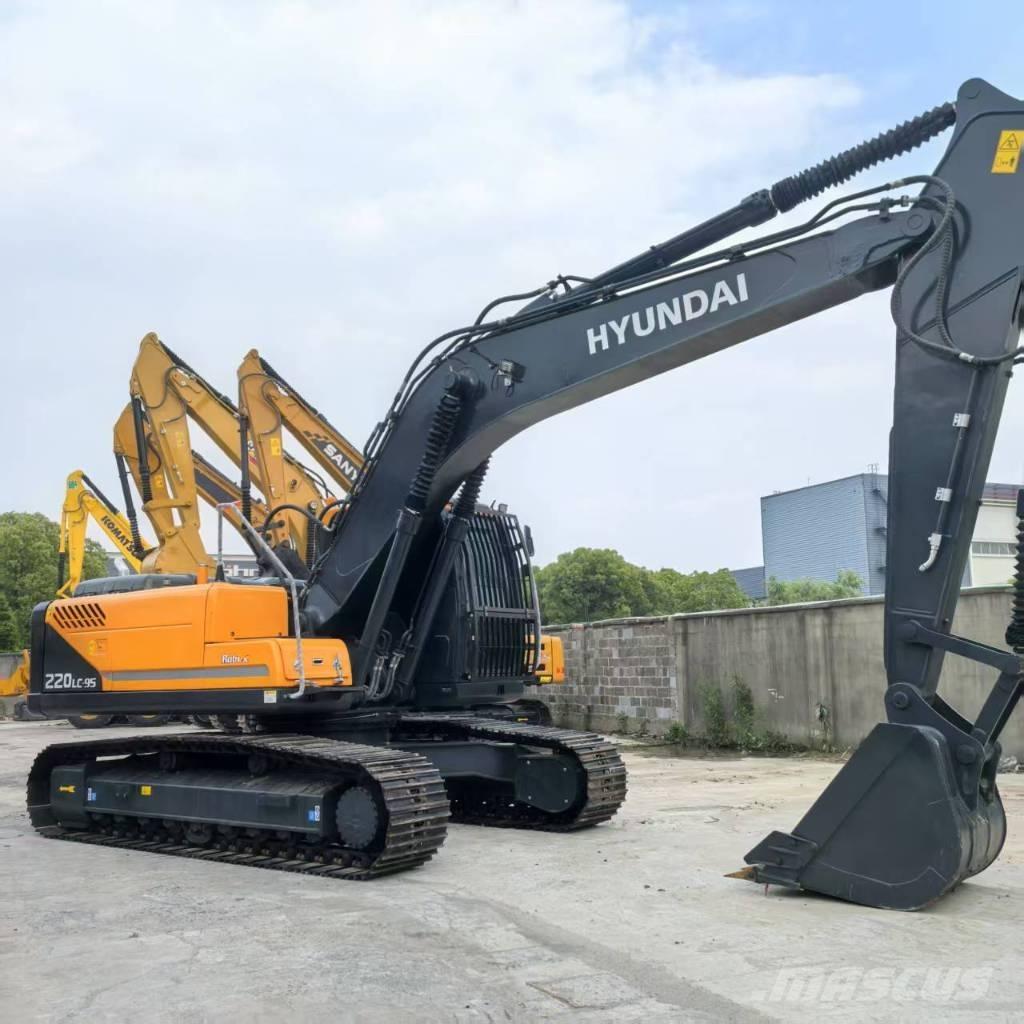 Hyundai r220lc-9s 中型挖掘机