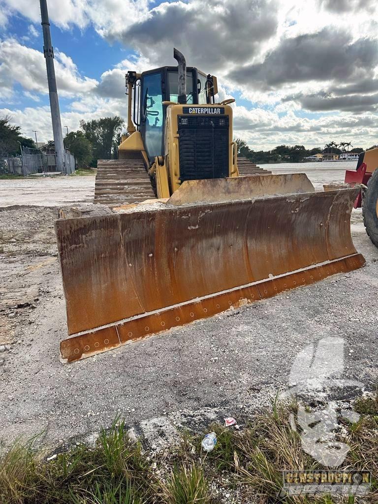 CAT D 6 N 履带式推土机
