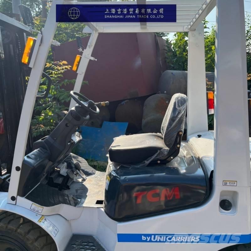 TCM FD 30 柴油叉车