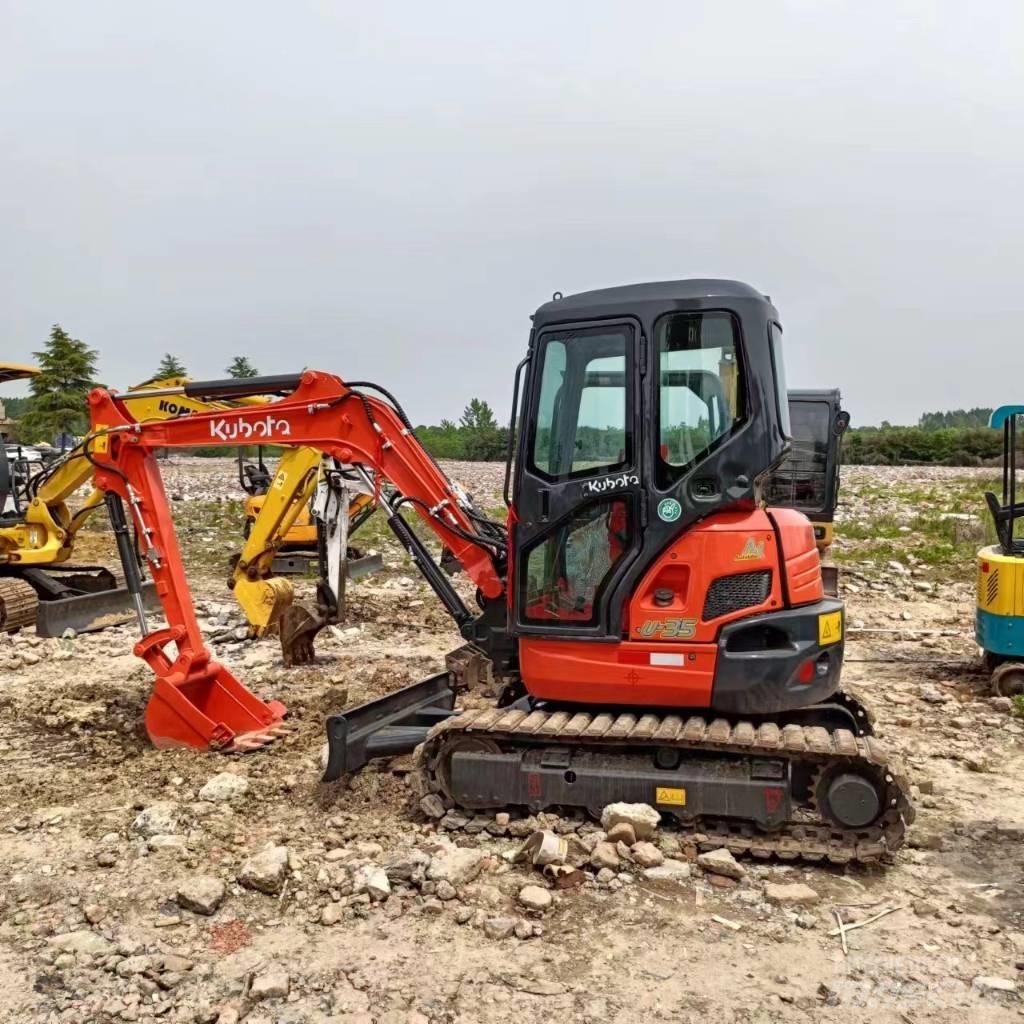 Kubota U 35 小型挖掘机