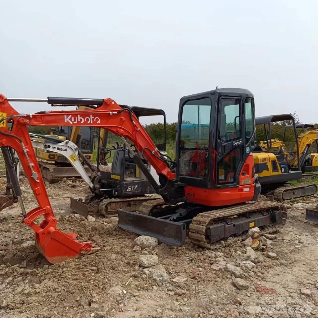 Kubota U 35 小型挖掘机