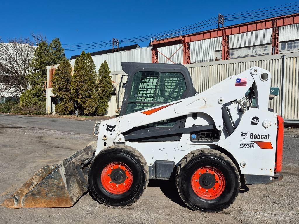 Bobcat S 770 滑移装载机