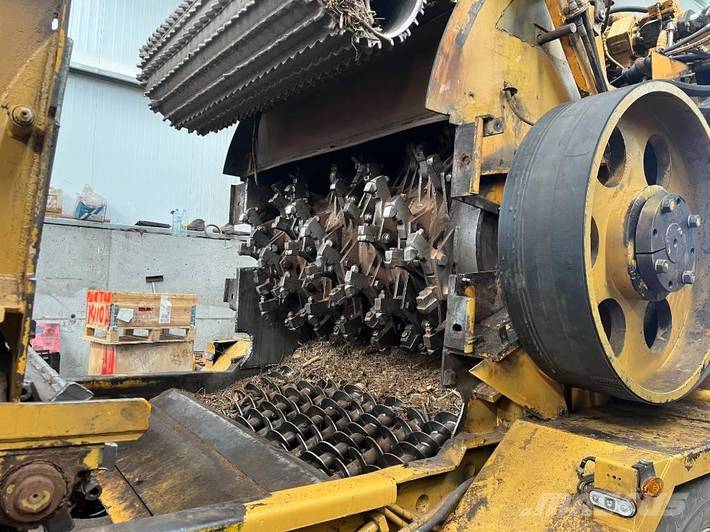 Bandit Beast 3680 铣床\磨粉机械