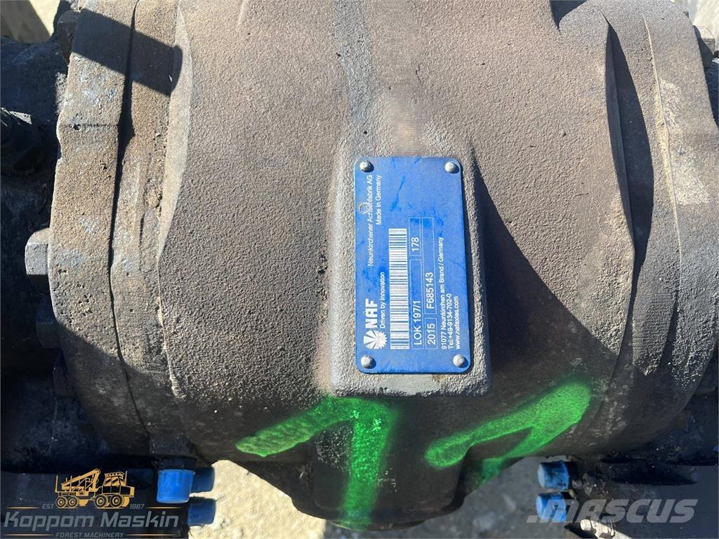 John Deere 1270E 传动装置