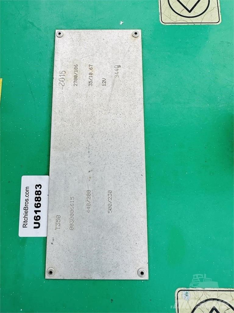 JLG T 350 拖拉移动式高空作业平台