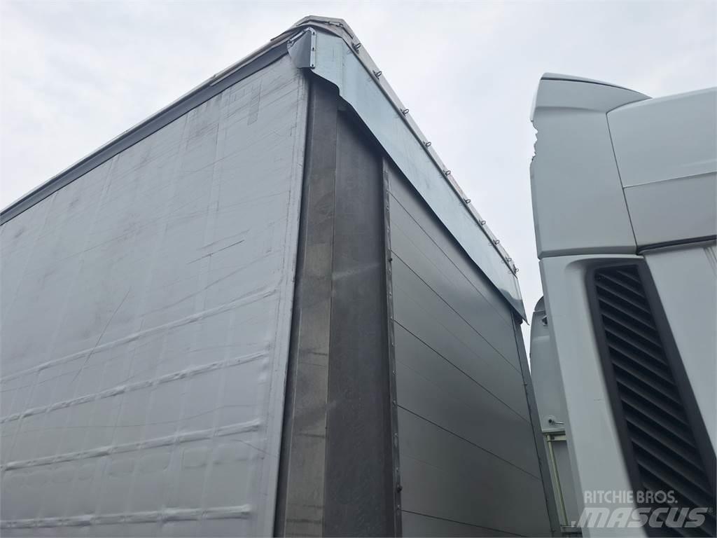 Fliegl SDS 390 自卸半挂车