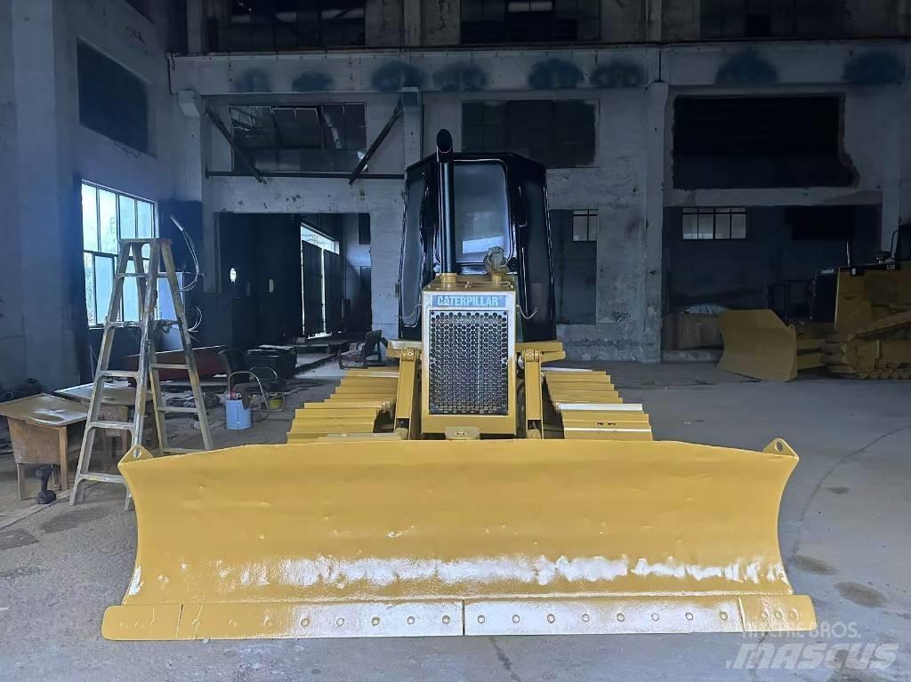 CAT D 4 C 履带式推土机